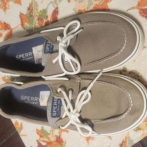 Sperry boat shoes